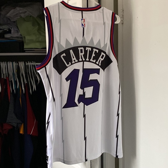 Vince Carter Toronto Raptors Jersey - Picture 2 of 4